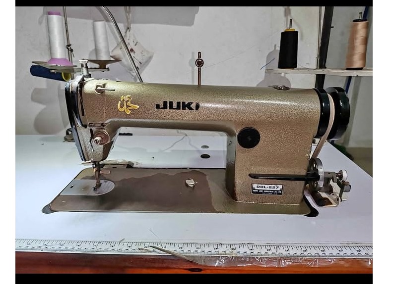 JUKI DDL-227 tailoring machine
