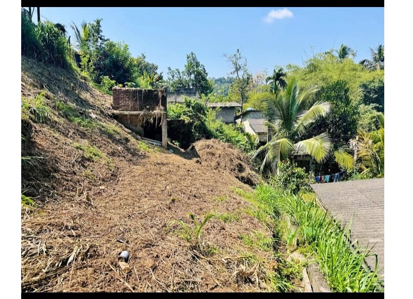 Land for sale in wattegama Town 🏷