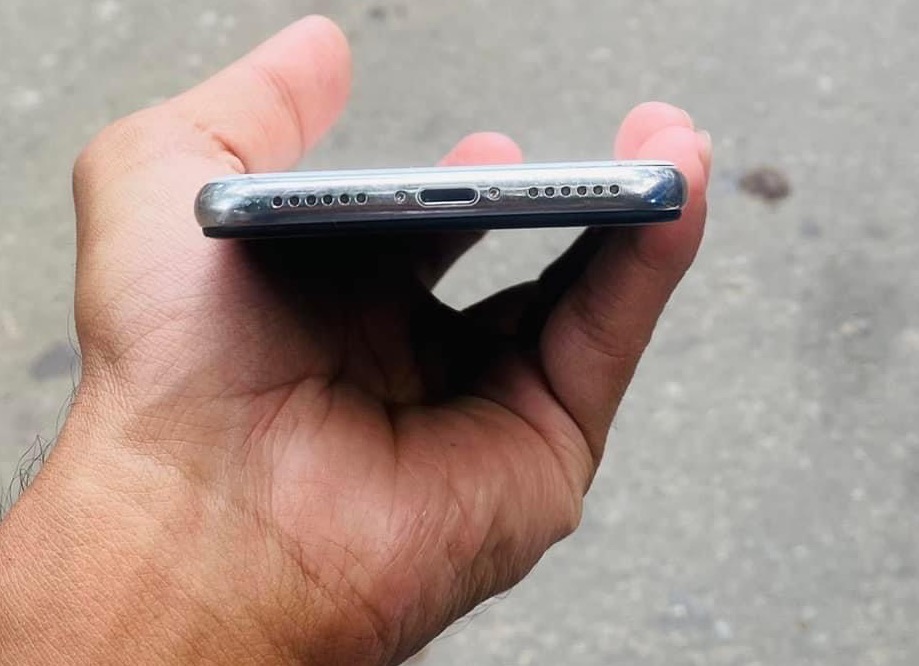 iPhone x 64GB