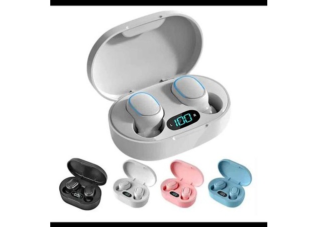 Bluetooth ear buds with power bank