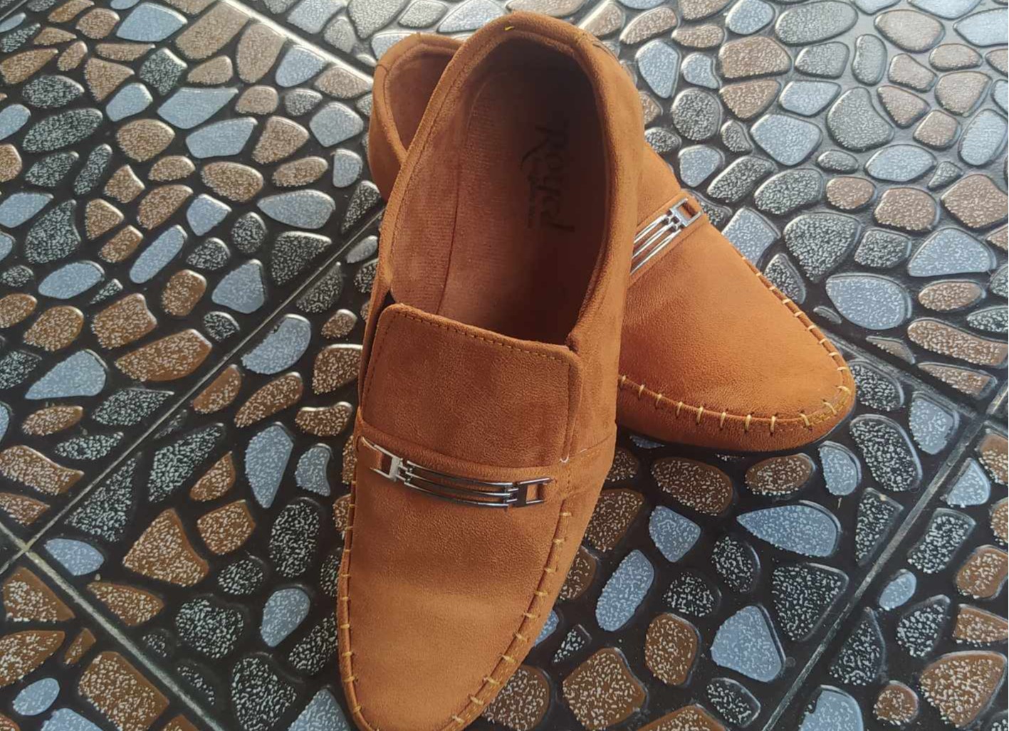 New casual shoes Cash on delivery available