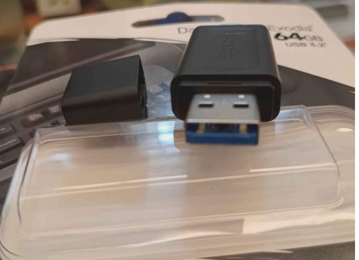64GB Kingston Pen