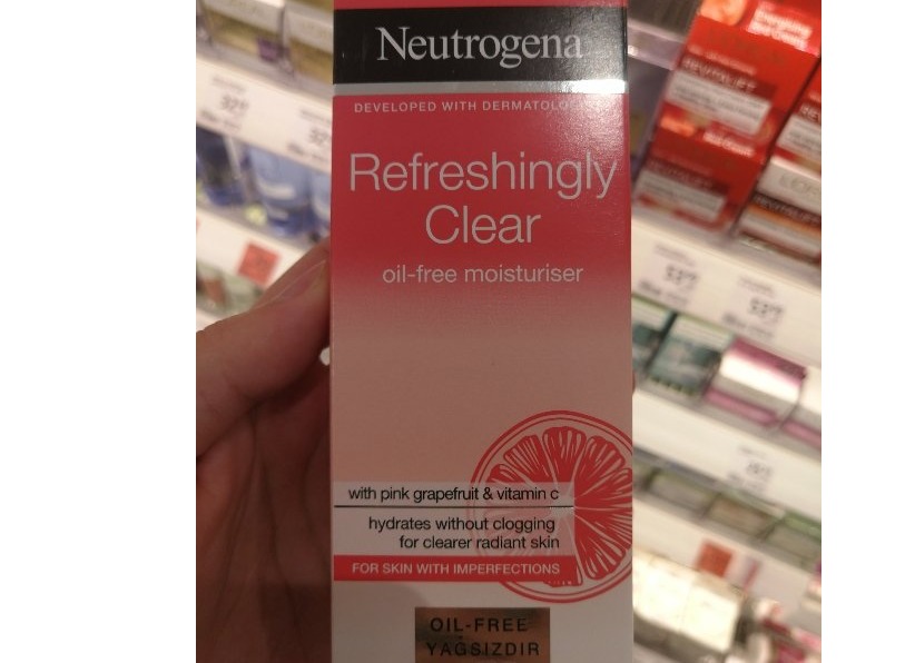 Neutrogena Refreshingly clear moisturiser