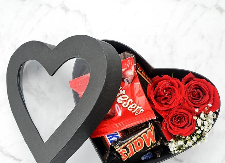 Chocolates & Roses Heart Box