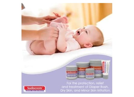 Sudocrem Soothes Heals and Protects 250g