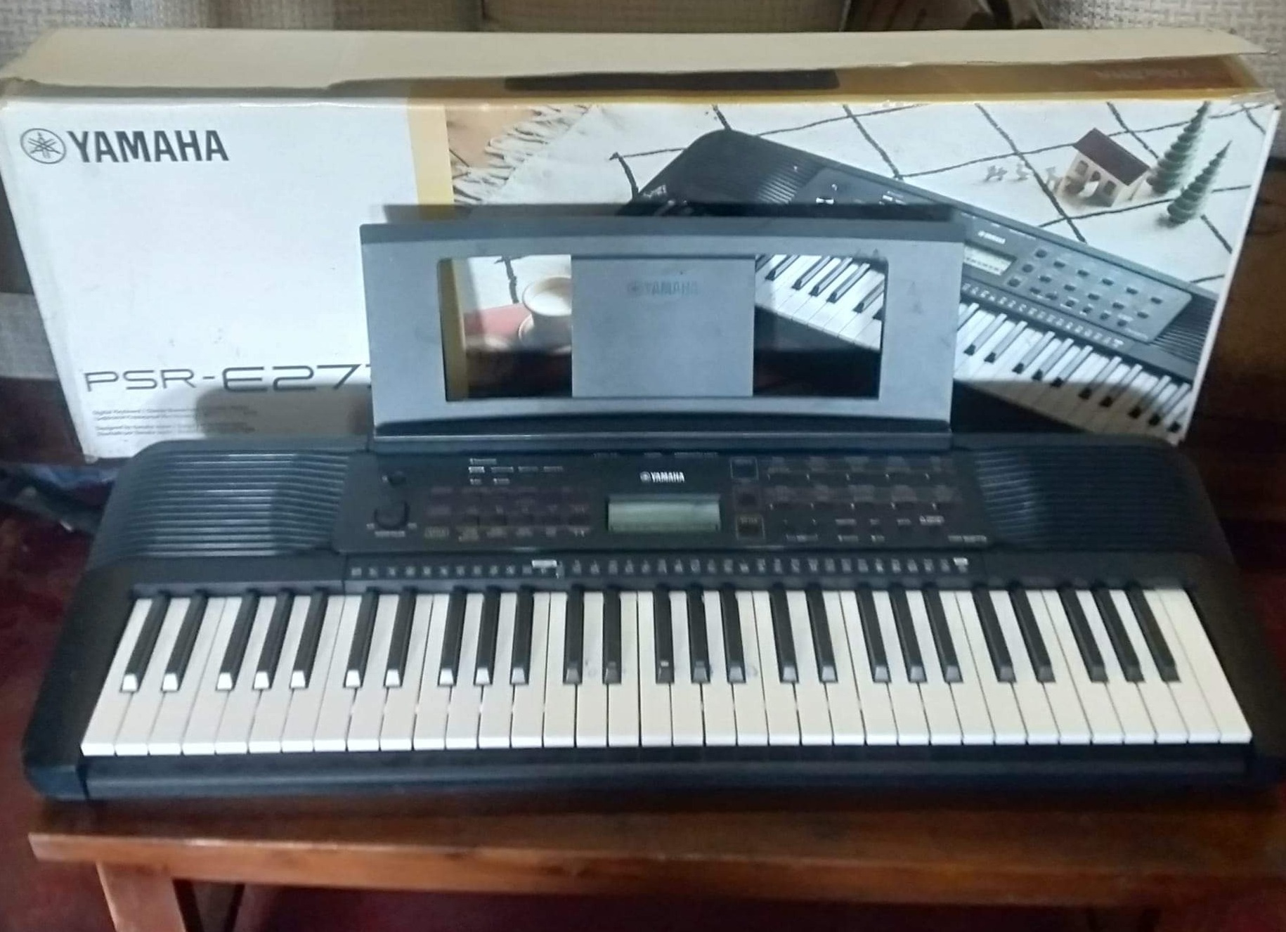 Keyboard Yamaha PSR -E273