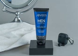 JOVEES Men Face Wash 4 in 1 100ml (INDIA)