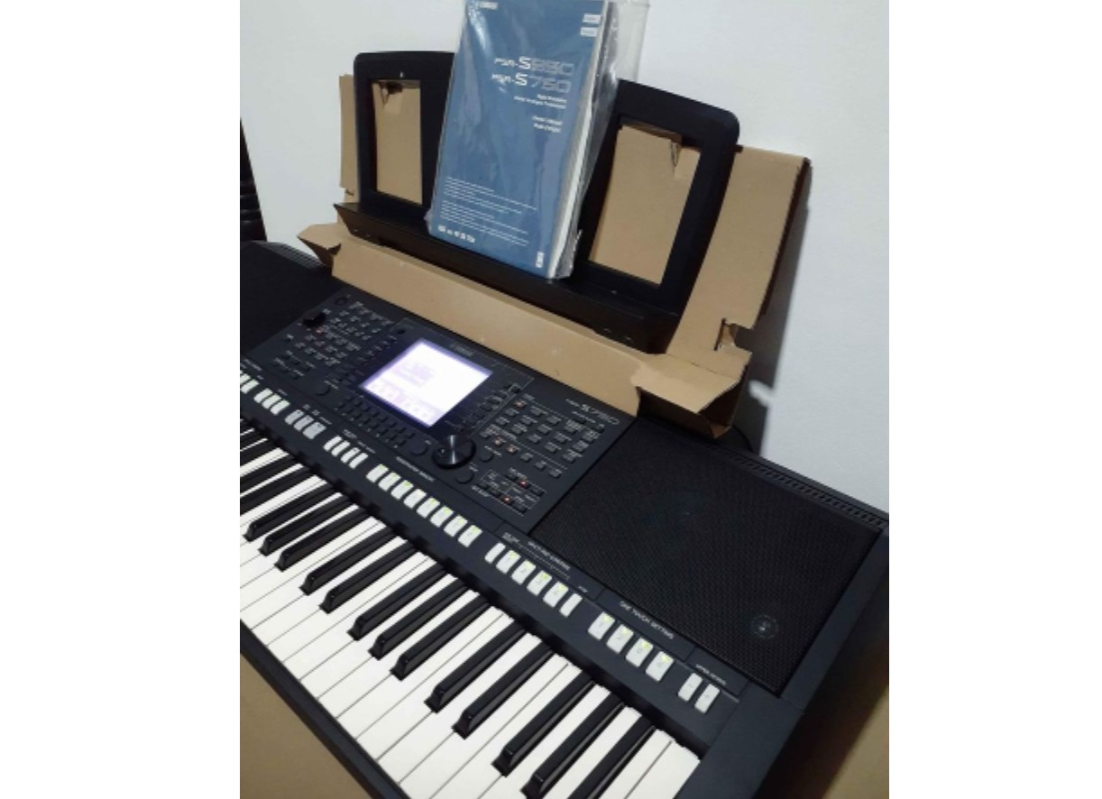 Yamaha keyboard