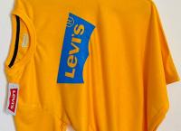 Levis t shirt