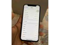 Apple iPhone X (Used)