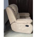 Damro Recliner for Sale (Single Seater)