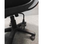 Executive chairs with fabric cover - Damro