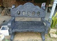 <Garden bench පටි බංකුව/කවිච්චිය>