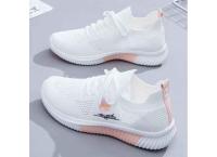 Women's casual sports shoes