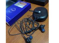 AKG Handfree