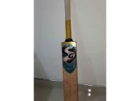 Cricket bat